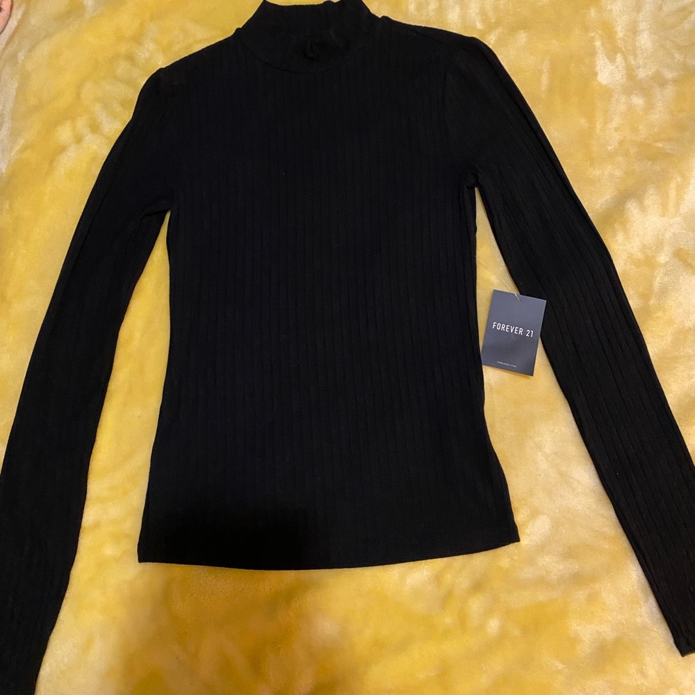 Forever 21 black long sleeve shirt